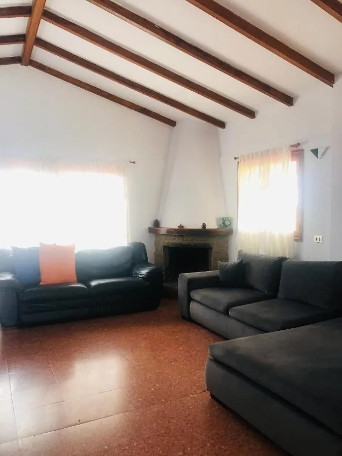 Los Viejitos En Firgas Holiday home